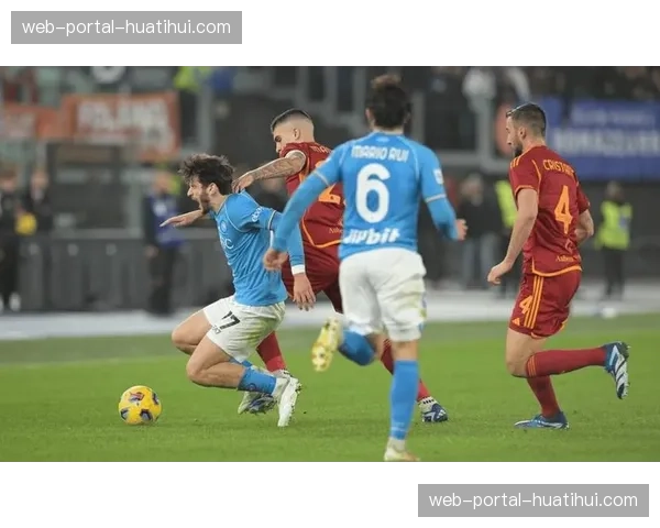 半场战报：那不勒斯暂1-0乌迪内斯，K77完成4次射门占全队六成